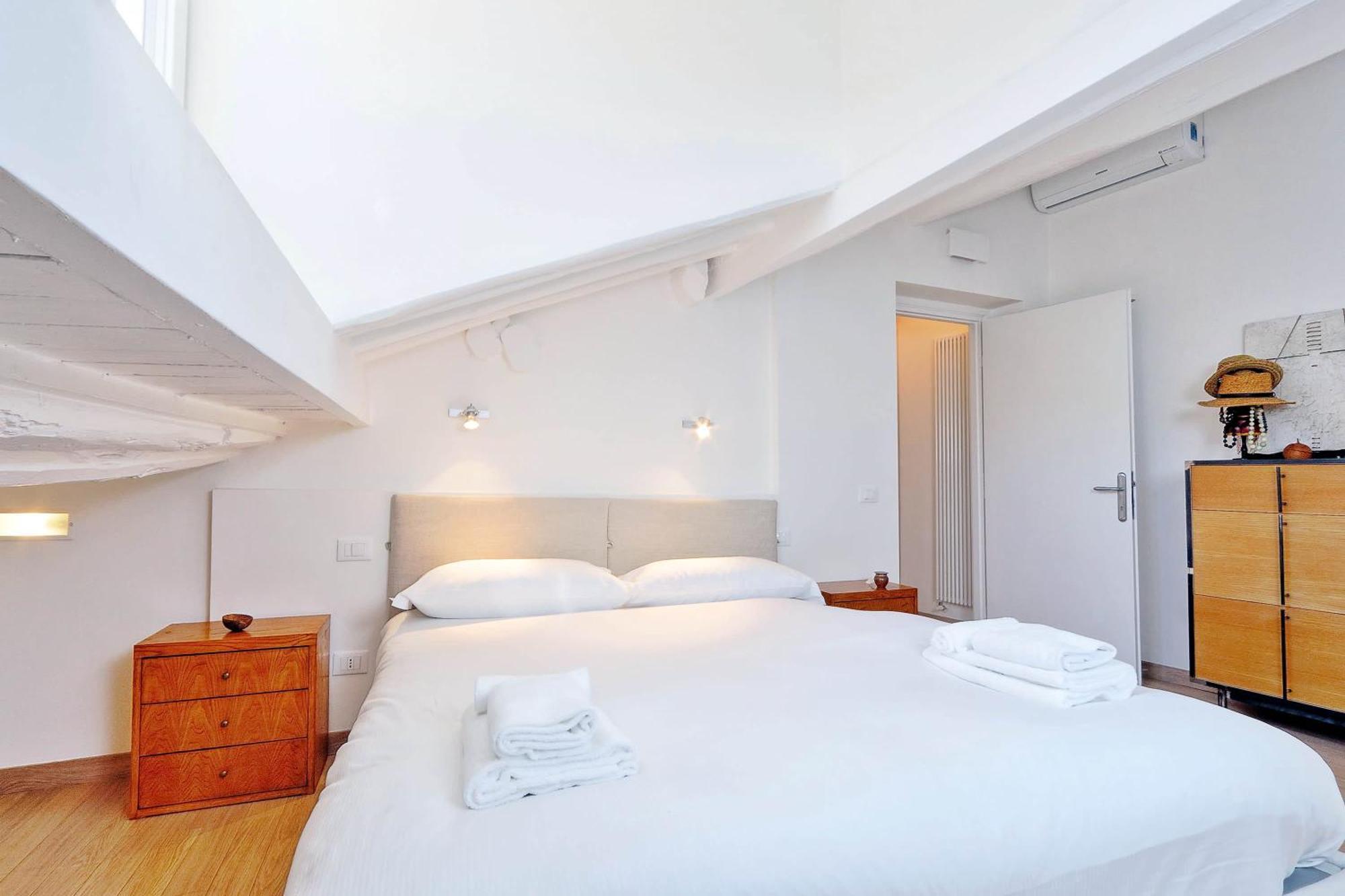 Pantheon Charming Attic | Romeloft Apartman Kültér fotó